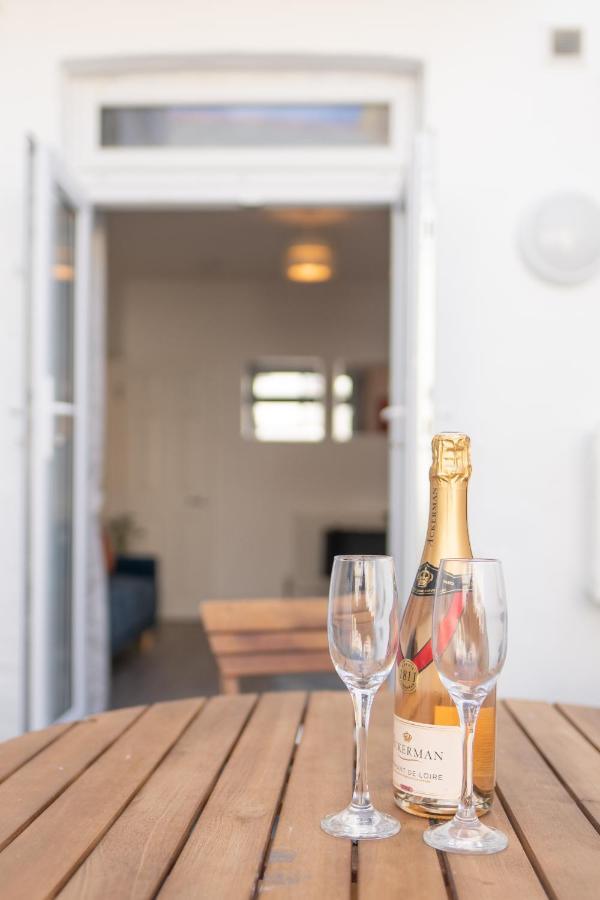 Highfield House - 1 Bed-Sleeps 2-Tjs20Hh Apartment Ilfracombe Bagian luar foto