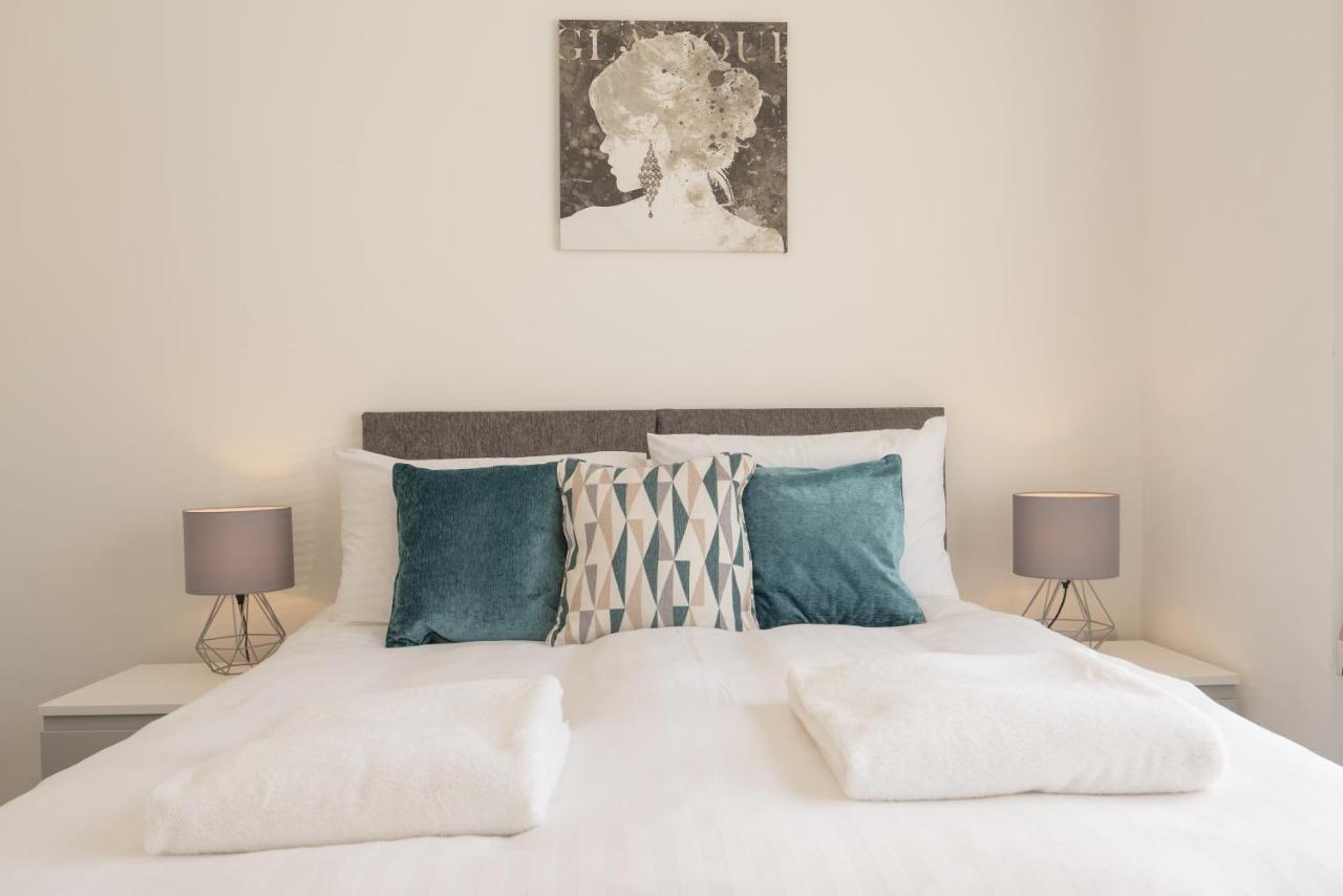 Highfield House - 1 Bed-Sleeps 2-Tjs20Hh Apartment Ilfracombe Bagian luar foto