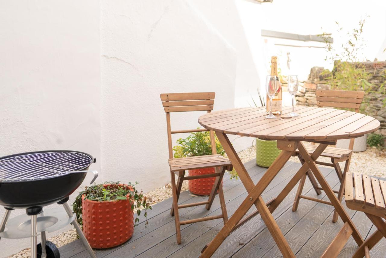 Highfield House - 1 Bed-Sleeps 2-Tjs20Hh Apartment Ilfracombe Bagian luar foto