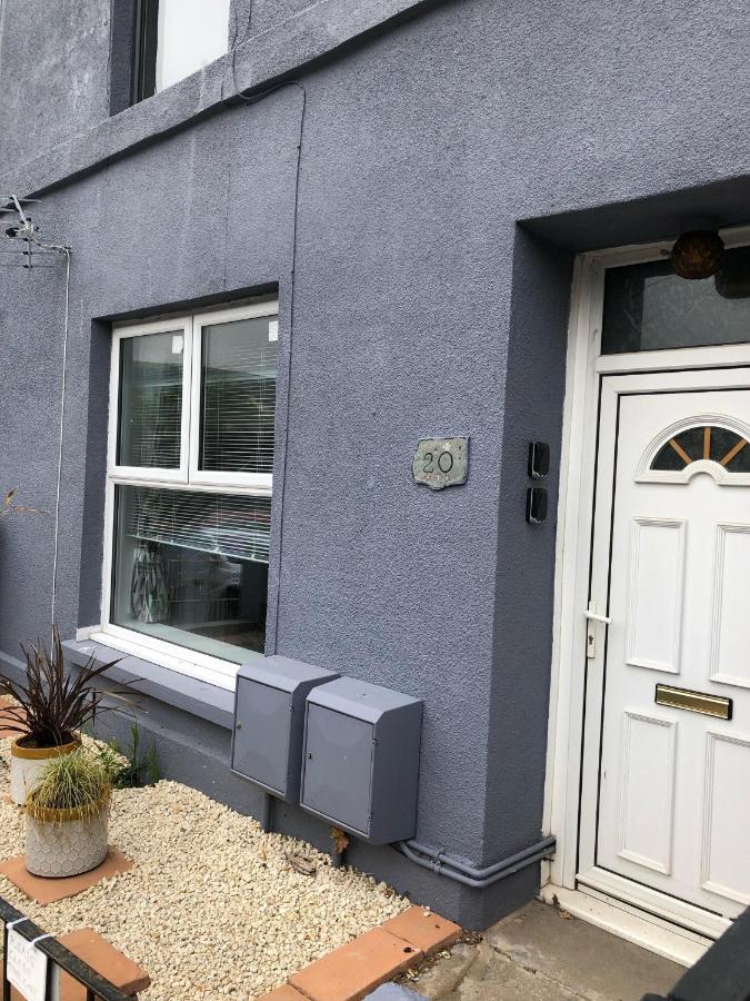 Highfield House - 1 Bed-Sleeps 2-Tjs20Hh Apartment Ilfracombe Bagian luar foto
